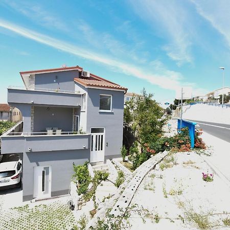 Apartments Mimi Primosten Exterior photo